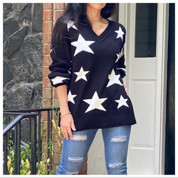 FALL MUST HAVE BLACK V NECK STAR SWEATER - Picture 4 of 15